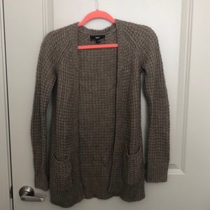 Olive cardigan with pockets